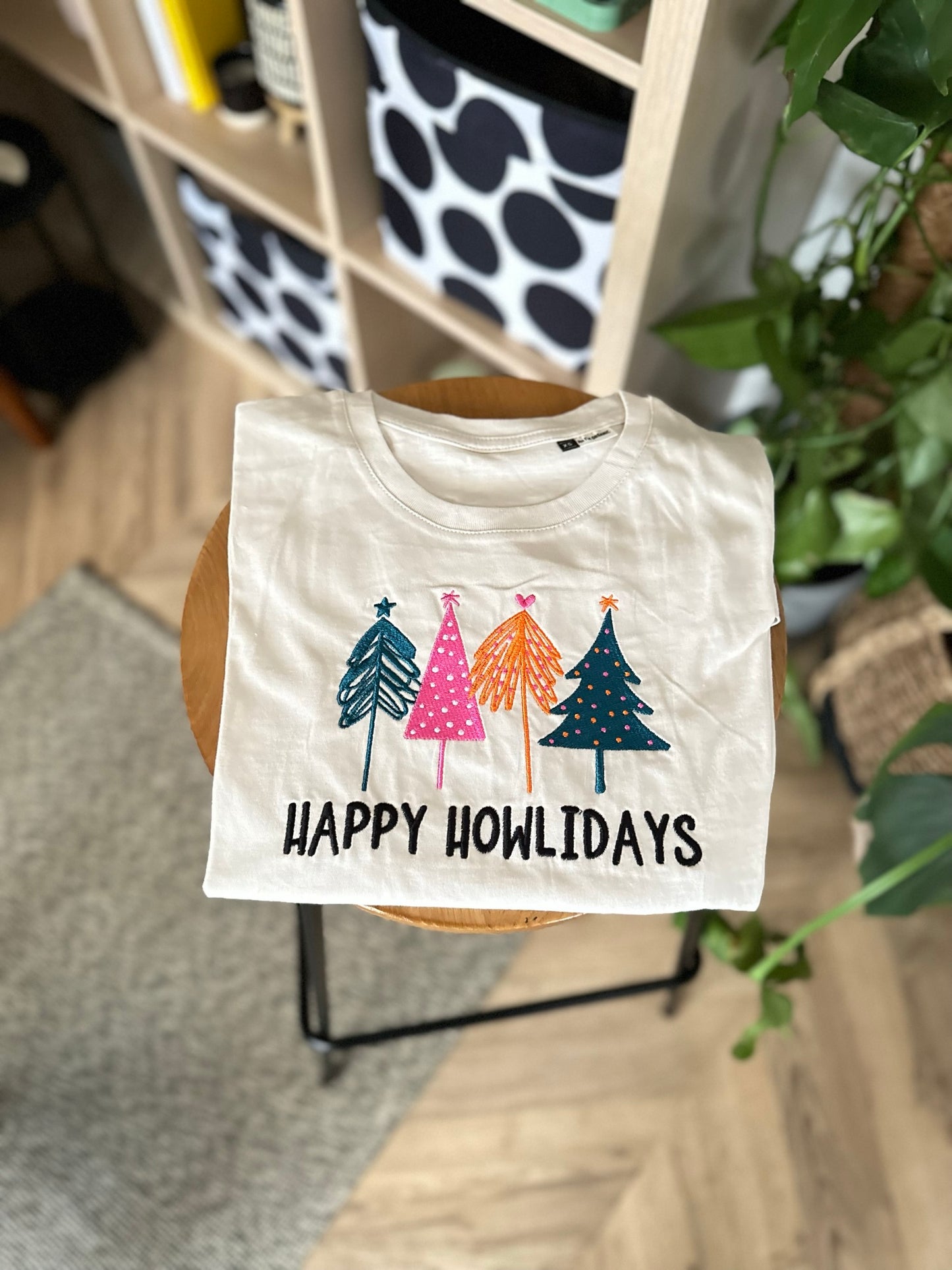 XS | Happy Howlidays | Embroidered Unisex Organic T Shirt