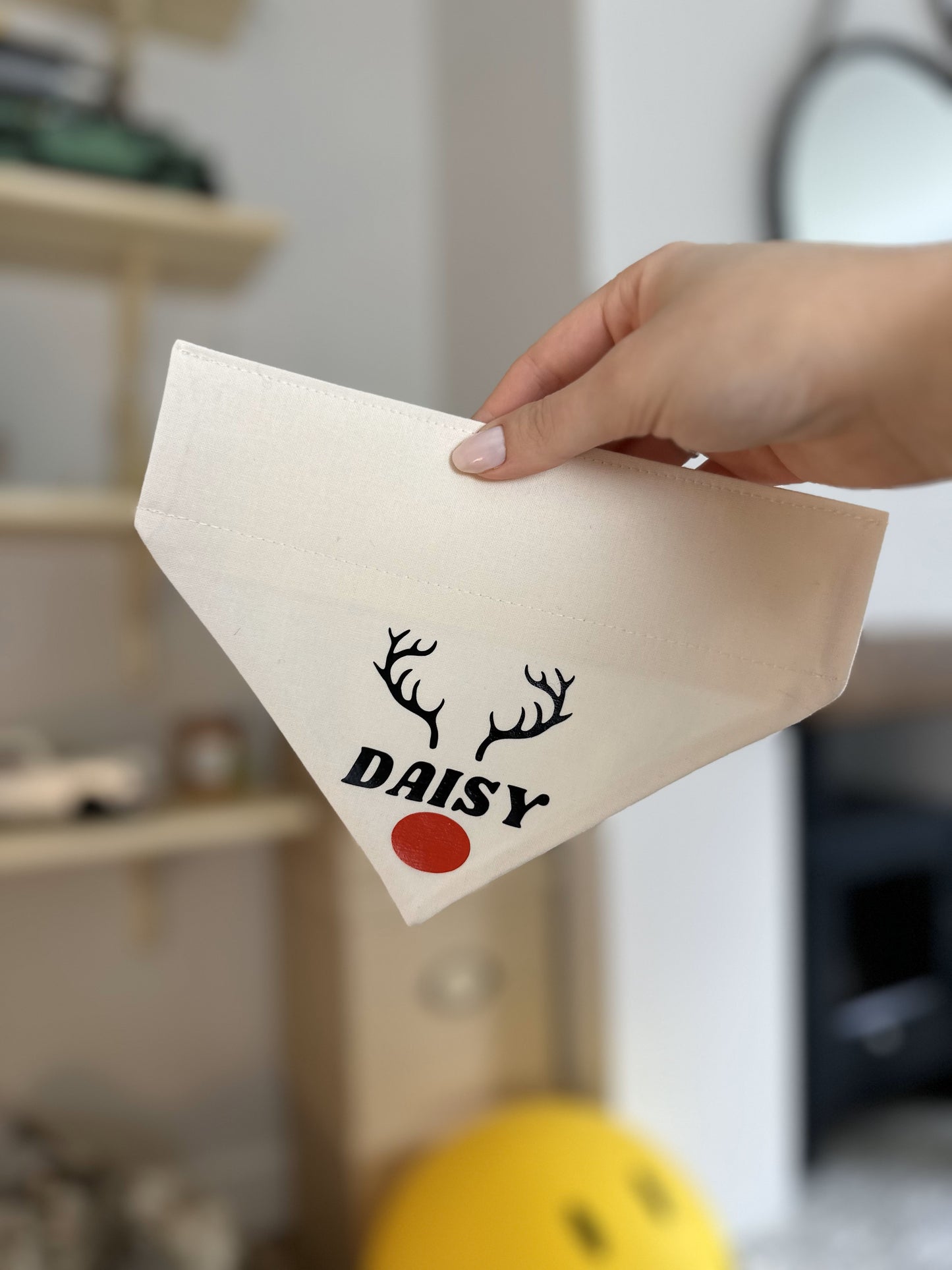 Christmas Daisy | Small | Cream Handmade Bandana